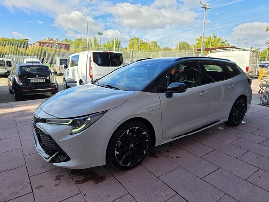 Toyota Corolla 2021 Touring Sport GR 2.0 184CV Hibrido HEV Etiqueta ECO