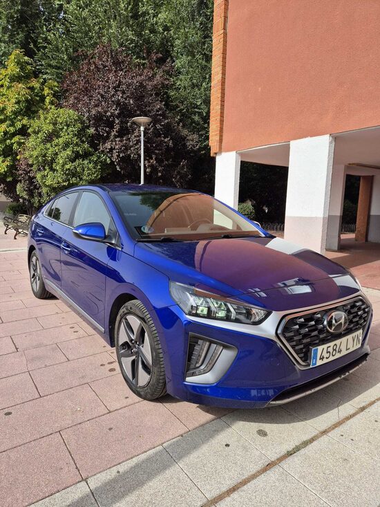 *VENDIDO* Hyundai Ioniq 1.6 GDI HEV Tecno DCT 141CV Automatico 5 Plazas Híbrido