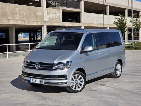 Volkswagen T6 Caravelle 2.0 TDI 205CV Automático Diesel 7 Plazas