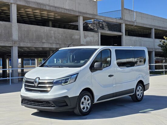 Renault Trafic Combi Business 2022 2.0 DCI 9 Plazas Etiqueta C