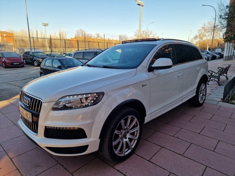 AUDI Q7 3.0 TFSI 333CV quattro tiptronic SUPERCHARGED EDITION S-LINE 7Plazas