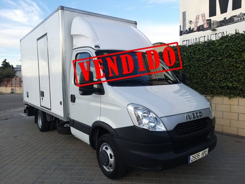 Iveco Daily 3.0 D 35 C 300L 145cv. Iveco Daily 3.0 D 35 C 300L 